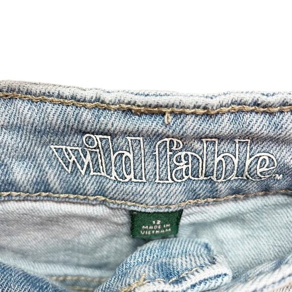 Wild Fable Light Wash Distressed High Rise Mom Jean Straight Leg Women’s 12 - Picture 4 of 5